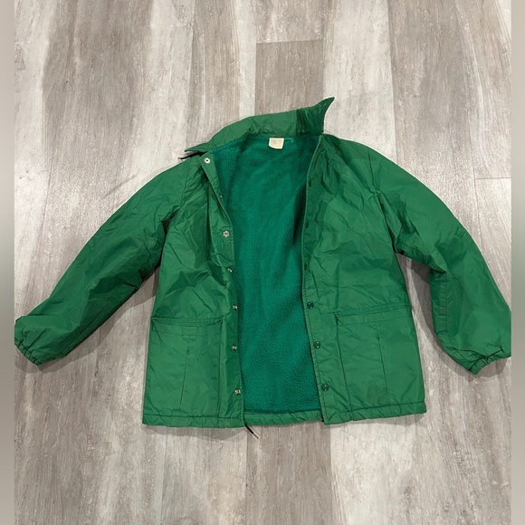 Vintage HOWE Athletic Apparel Hooded SZ S, Sports Jacket Acetate Blend Lining - Picture 1 of 4